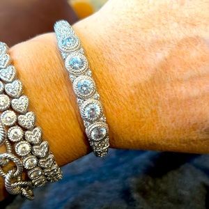 Gorgeous Judith Ripka bangle